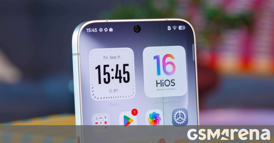 Here's another look at Tecno's Camon Slim bezel-less concept phone