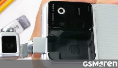Honor Robot Phone gets bend tested and disassembled on video
