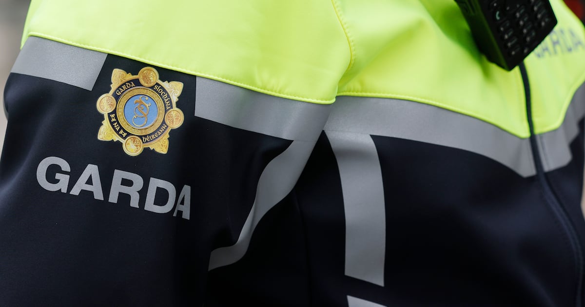 Man (30s) killed and woman injured after M4 collision in Co Meath – The Irish Times