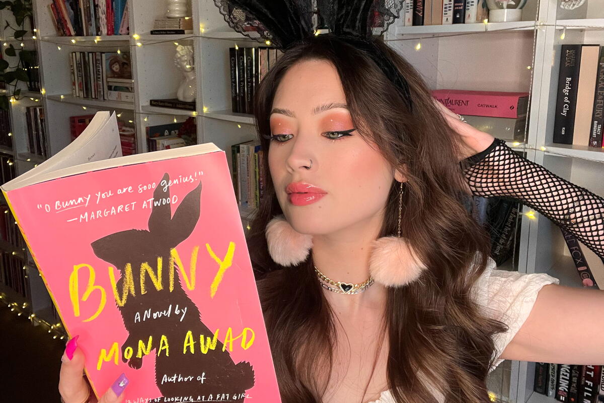 Chloe Bunny lives in Australia.