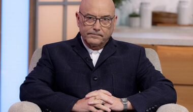 Gregg Wallace has apologised to superfans who were paying up to £150 a month for personalised fitness coaching classes - which he was no longer giving