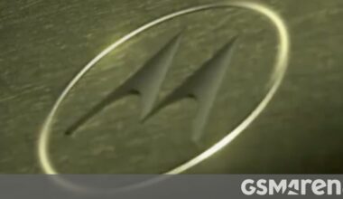 This is when Motorola is unveiling the Signature 27