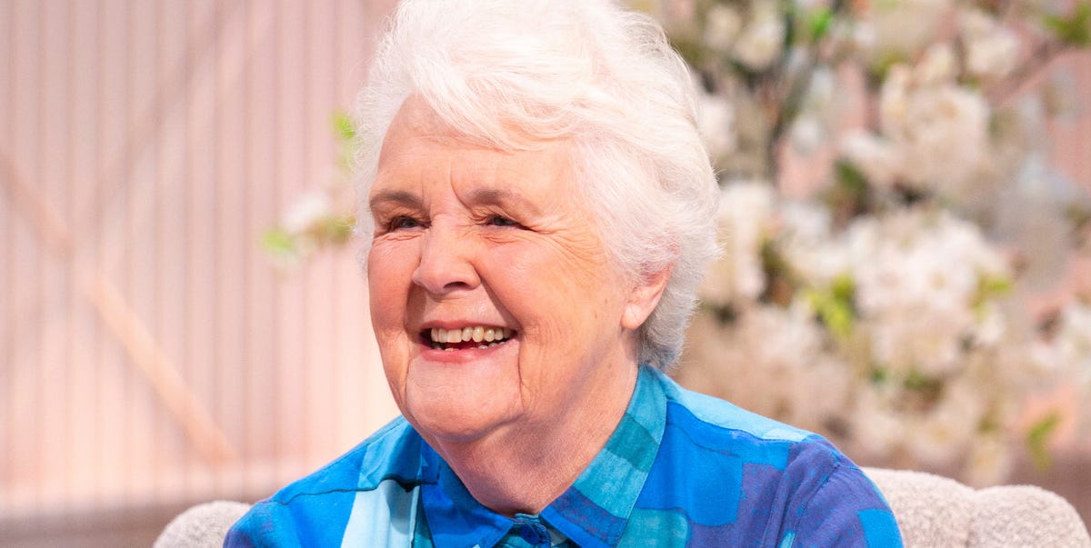 Coronation Street's Catherine Tyldesley pays tribute to Stephanie Cole