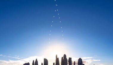 APOD: 2026 September 20 – Analemma over the Callanish Stones