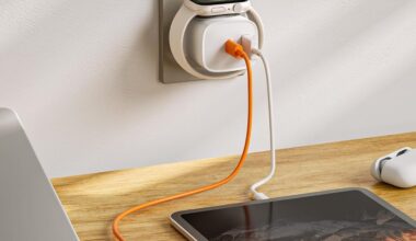 This $21 Charger Powers Your iPhone, Apple Watch, and AirPods at Once