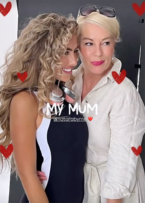 Chloe Ormond and her mum Natara Byrne. Pic: Chloe Ormond / Instagram