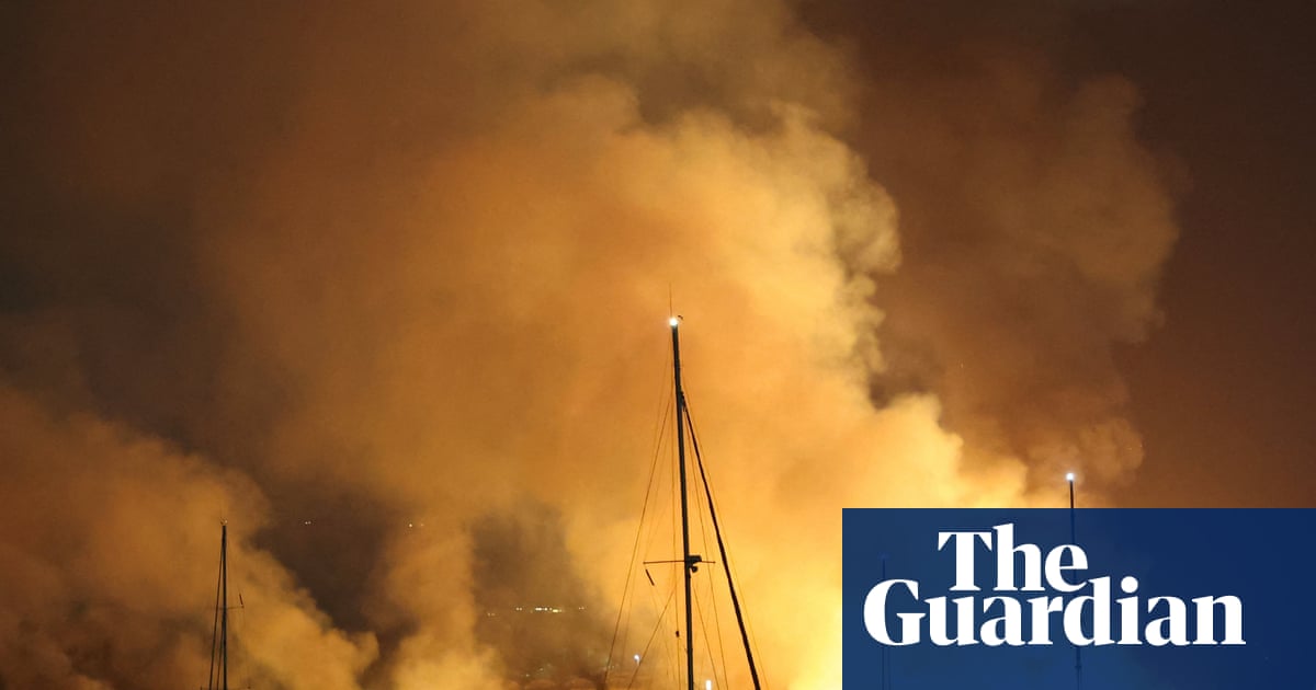 Heatwaves and wildfires are setting back air quality improvements, UN finds | Air pollution