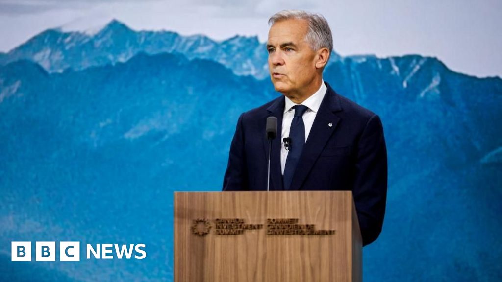 Canada is a 'safe harbour' for global finance, Carney says - BBC