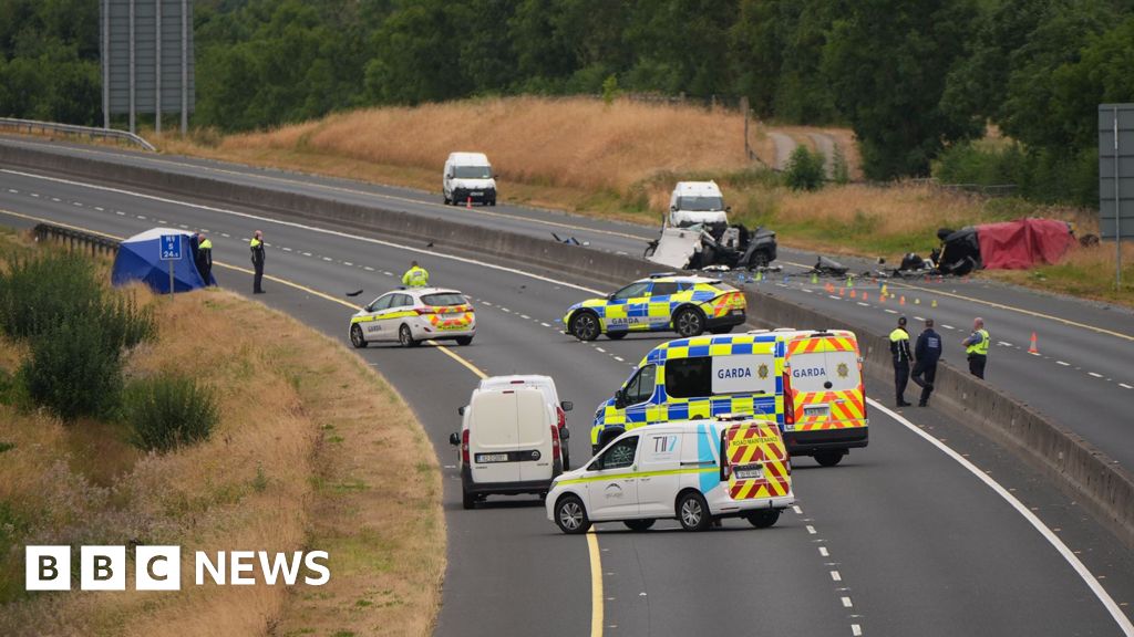 Irish police 'acted appropriately' when pursuing car in M9 crash, watchdog finds - BBC