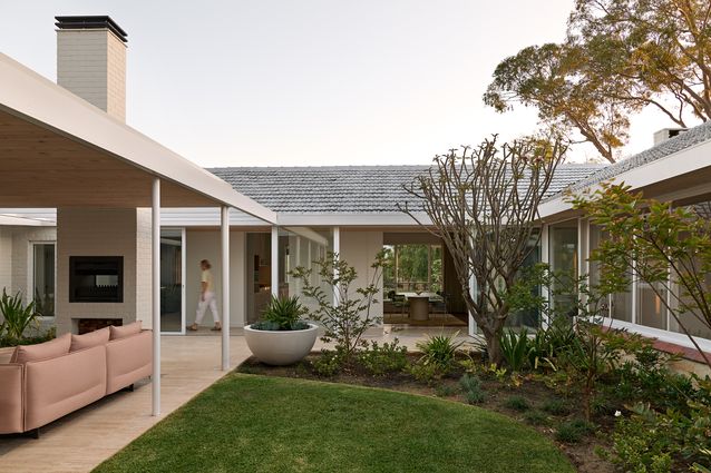 Clifton House by Matthew Crawford Architects