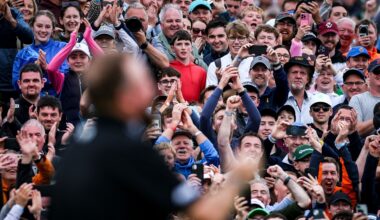 Fans celebrate Shane Lowry winning. Pic: Dan Clohessy/Inpho