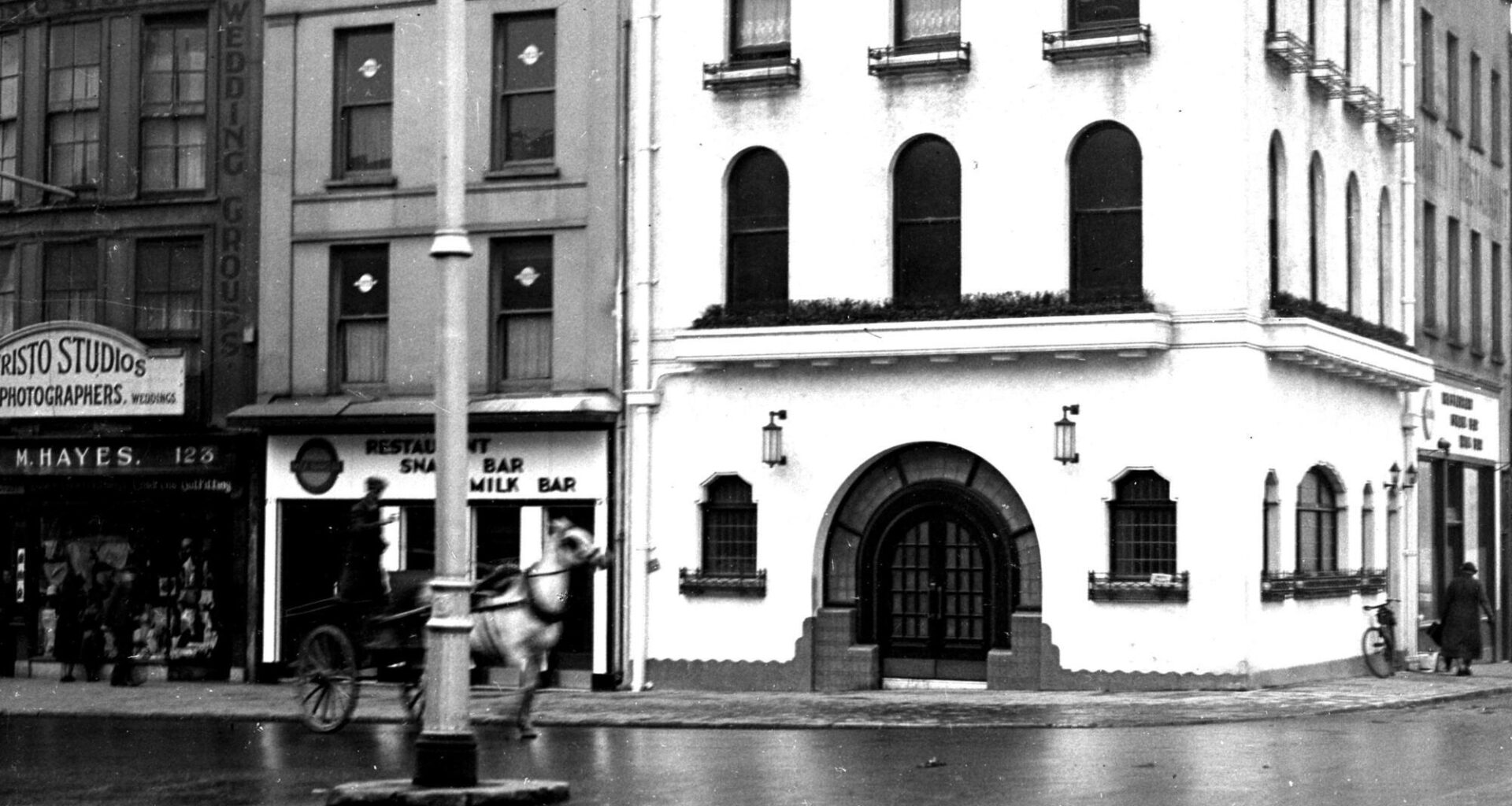Throwback Thursday: Was this the greatest ever pub in Cork city?