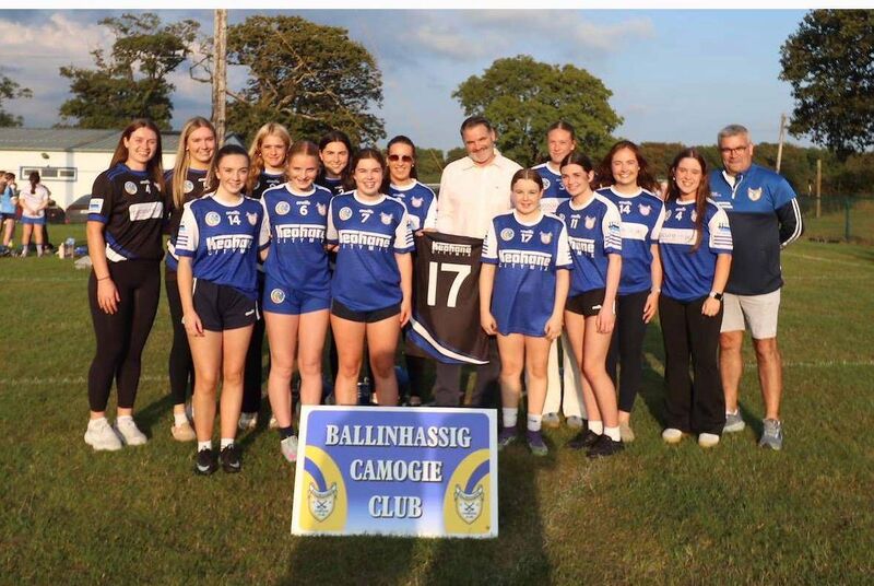 Liam Keohane of Keohane Citymix making a jersey presentation to Ballinhassig Camogie Club.