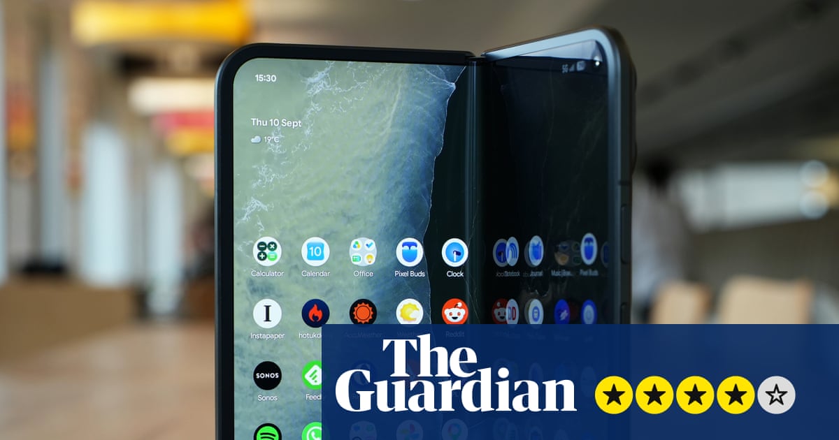 Pixel 11 Pro Fold review: the foldable with the best triple camera | Smartphones