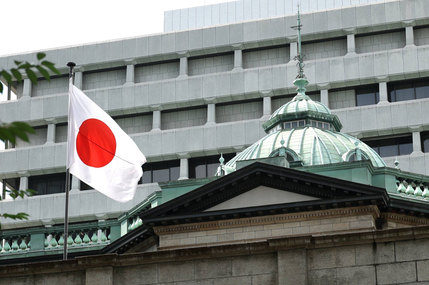 Japan’s rising yields stir debate over growing repatriation risk