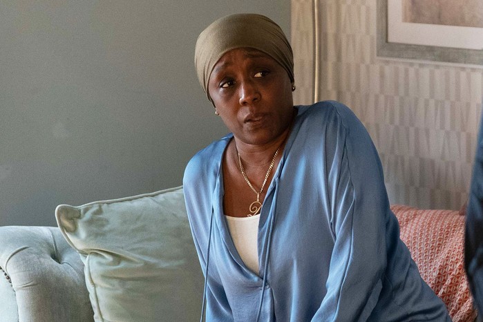 573117,TITLE:Eastenders Denise Fox looks startled in EastEnders