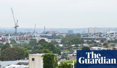 Solar panels going to landfill while Labor’s $25m recycling scheme on hold | Recycling