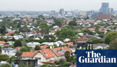 House prices could fall 10%, analysts predict, as fourth interest rate hike looms | Housing
