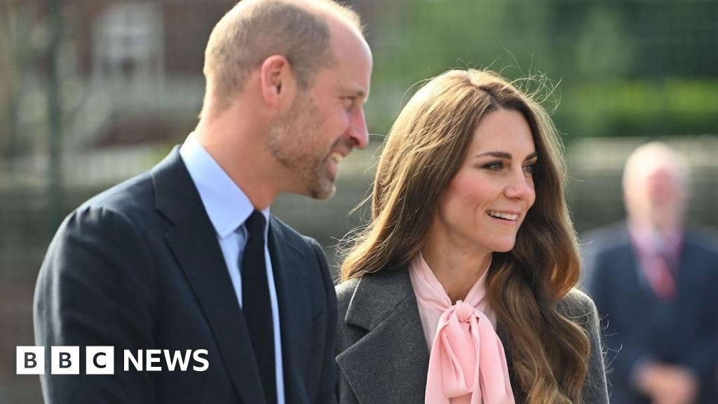 Catherine joins William at suicide prevention campaign - bbc.com