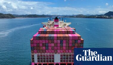 Panama canal traffic facing further cuts as drought from El Niño worsens | Panama canal