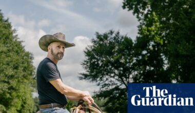 Can chatbots feel – or even dream? Meet the man leading the fight for AI rights | AI (artificial intelligence)