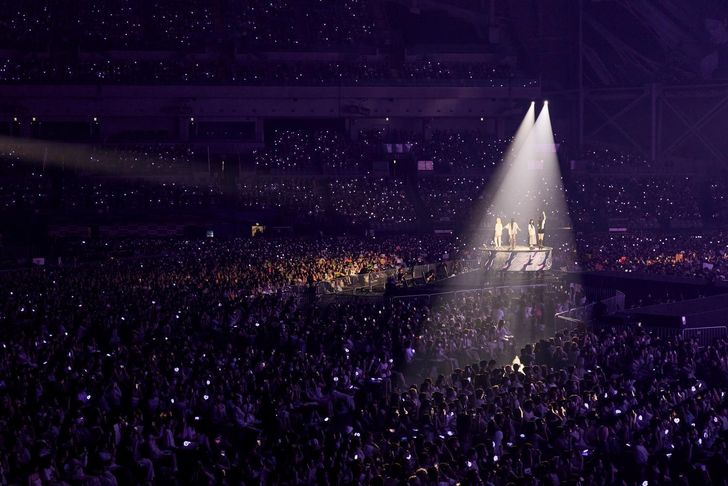 K-pop girl group aespa performs at Gocheok Sky Dome in Guro District, Seoul, during its '2026-27 aespa LIVE TOUR — SYNK: aeXIS LINE' concert, Aug. 7. The two-day run drew a combined audience of 35,000. Courtesy of SM Entertainment 