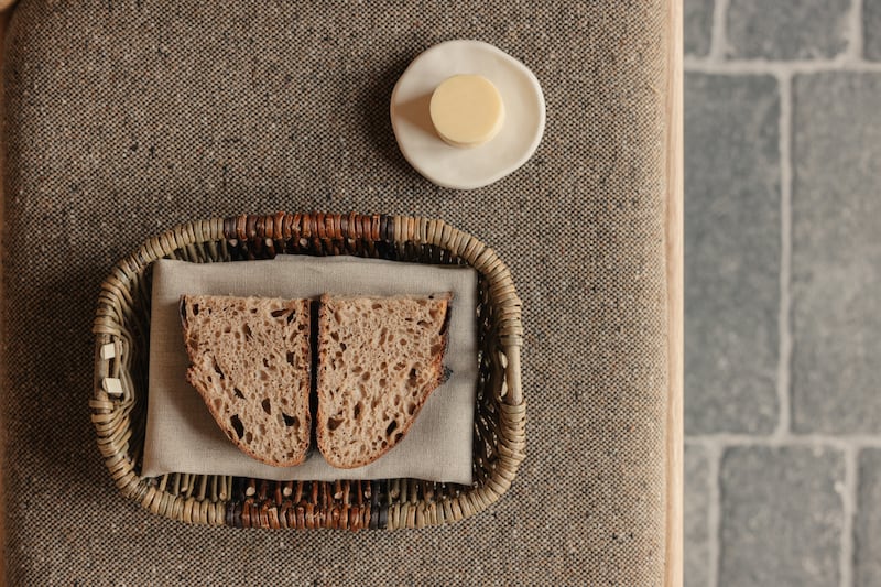 Heritage grain bread and cultured butter at Ómós