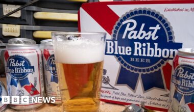 Company offering reward for safe return of truckload of Pabst Blue Ribbon beer - bbc.com
