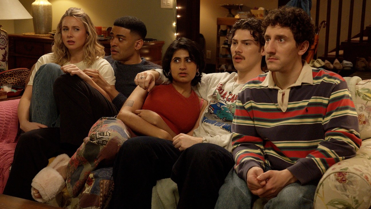Lucy Freyer as Billie, Owen Thiele as Anton, Amita Rao as Issa, Jack Innanen as Paul Baker, Malik Elassal as Samir in Adults season 2