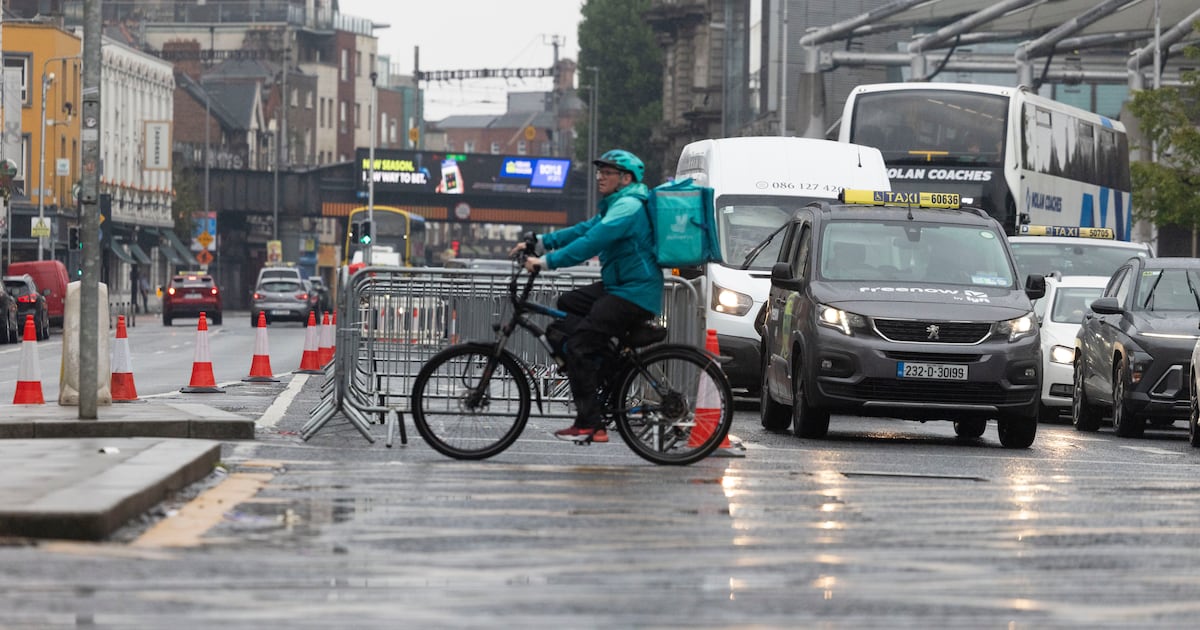 Construction begins on Dublin’s first middle-of-the-road cycle path – The Irish Times