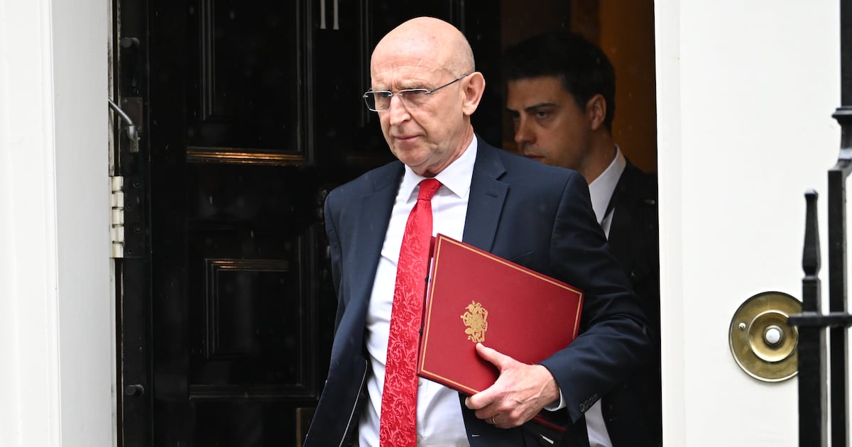 UK economy unexpectedly grew 0.4% in July boosted by AI boom – The Irish Times
