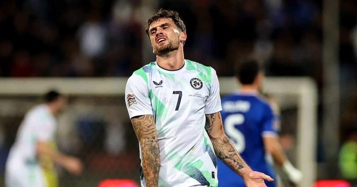 Troy Parrott left to feed off scraps by an Irish team that never found any rhythm – The Irish Times