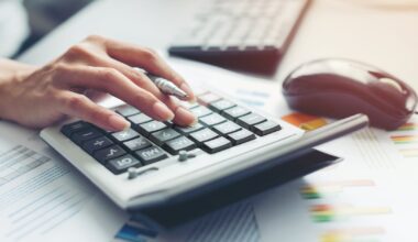 Average accountant’s pay tops €130,000 in Leinster amid high demand for services – The Irish Times
