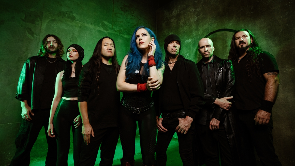DragonForce Announce New Album, Unleash "Hunger of the Beast"