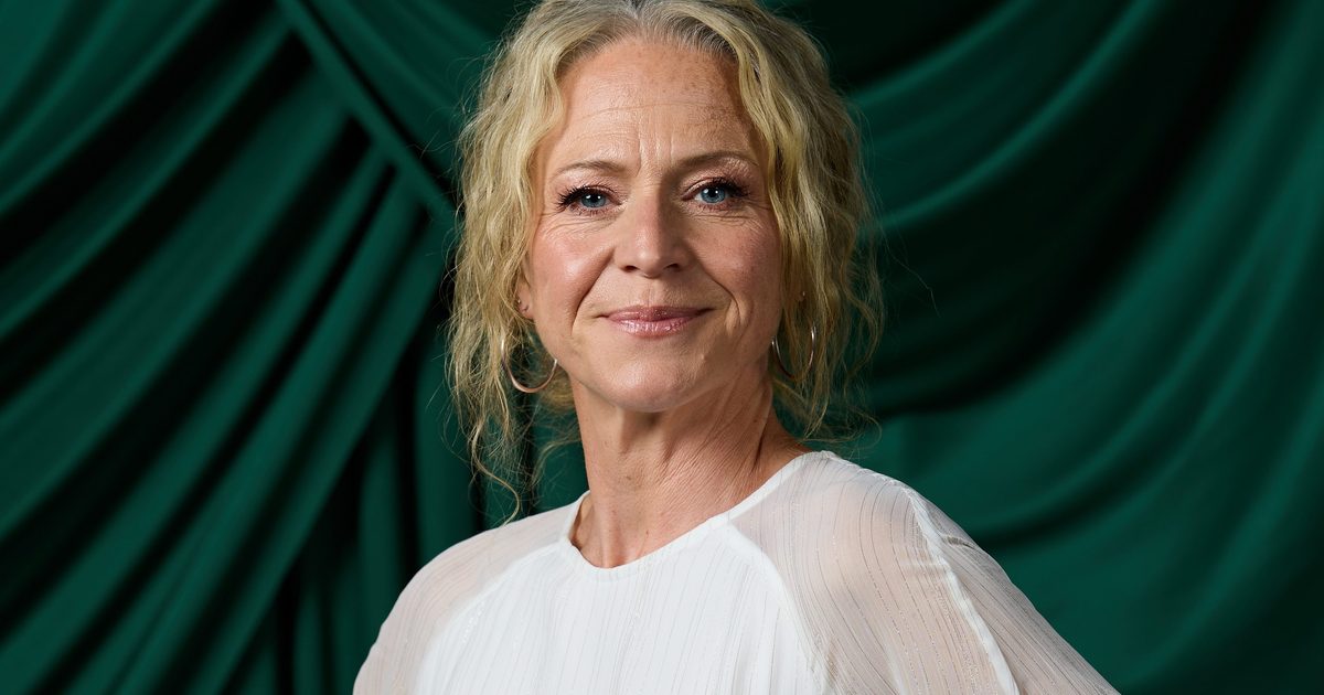 EastEnders' Kellie Bright addresses exit decision as Linda Carter bows out after 13 years - and talks Max romance