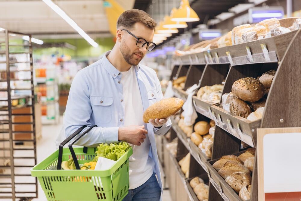 Make the right choices (Photo: Shutterstock/Anatoliy Cherkas) דגנים מלאים