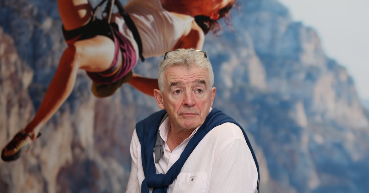 Ryanair investors revolt over O’Leary pay – The Irish Times