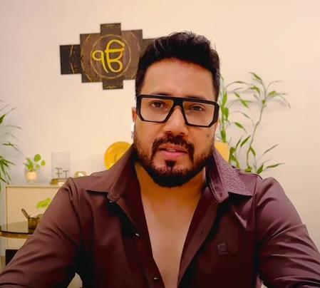 Mika Singh Reacts To Salman Khan