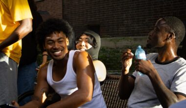 Sunburn Director Talks Toronto-Set Movie With Warmth No Gang Violence