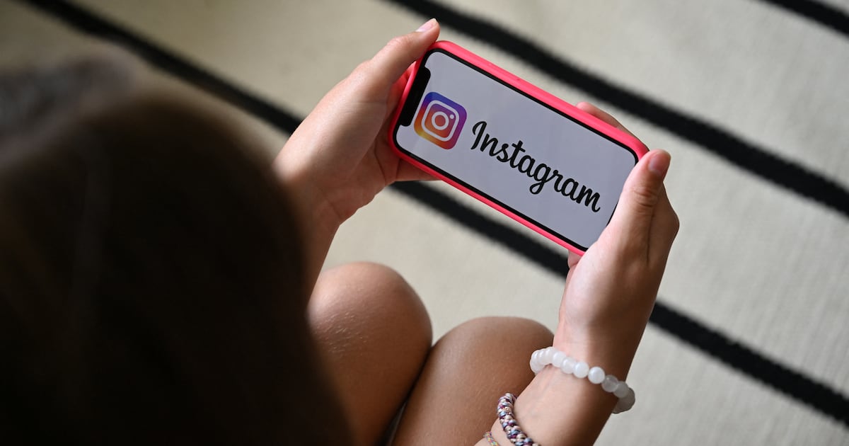EU to bring in minimum age limit of 15 to set up social-media accounts – The Irish Times