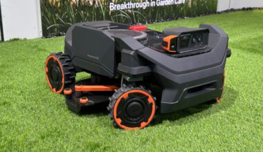 Segway's Newest Navimow Robomower Has an Edge-Trimming Trapdoor