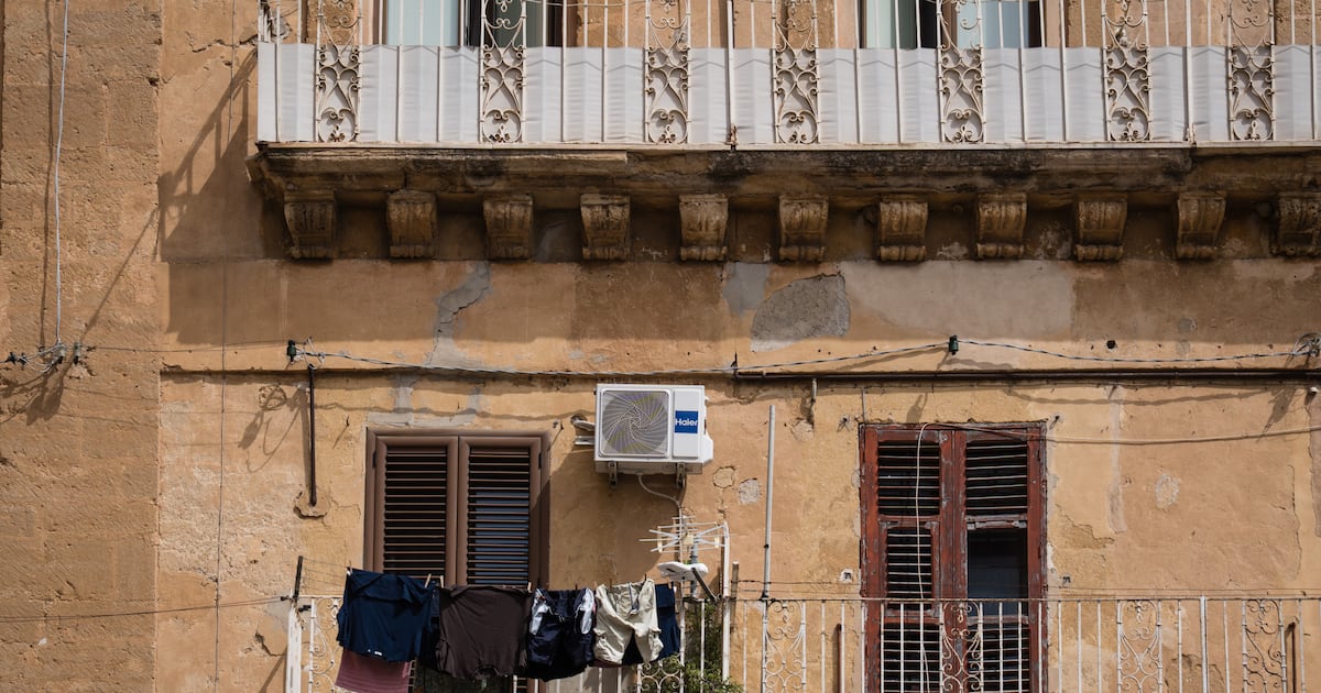 Inside Italy’s reluctant embrace of air conditioning: ‘How can you live without it?’ – The Irish Times