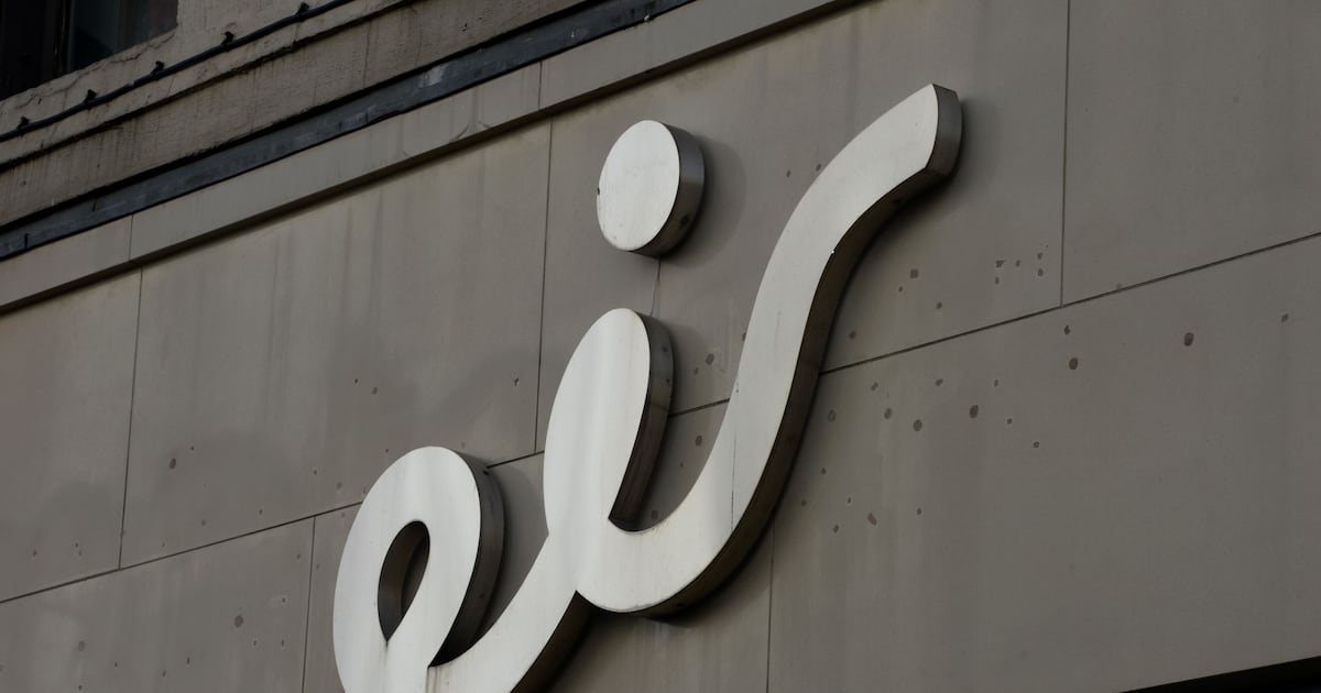 Eir pensioners win right to run candidate for trustee positions – The Irish Times