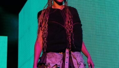 Tinashe Shares Pair Of Singles “Pillow Fight” & “I’d Rather Be Alone”