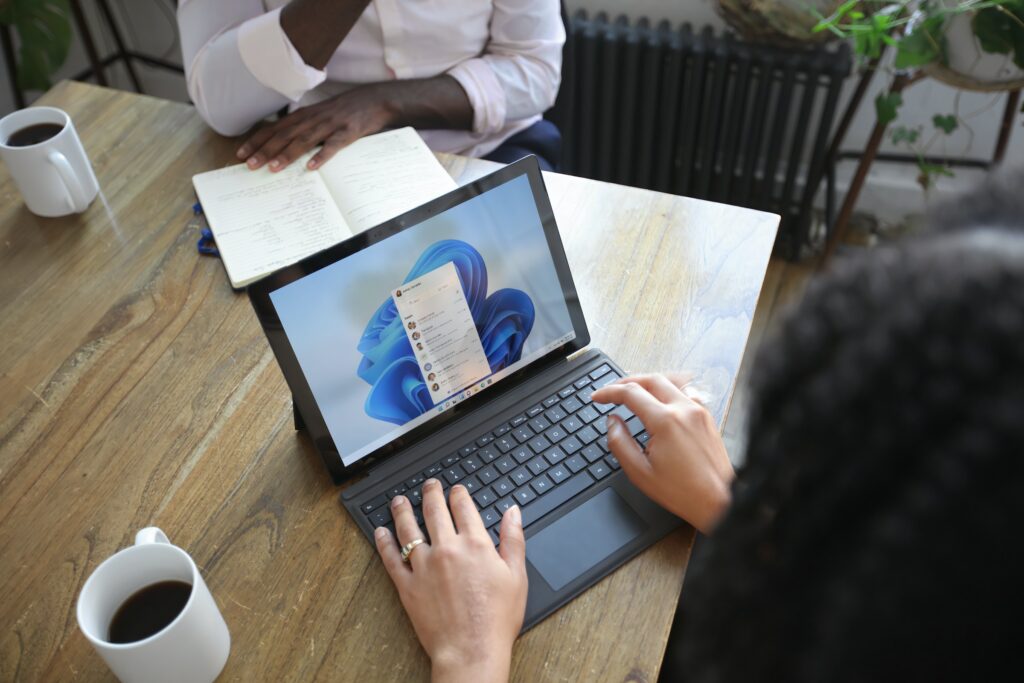 Windows-11-notebook-tablet
