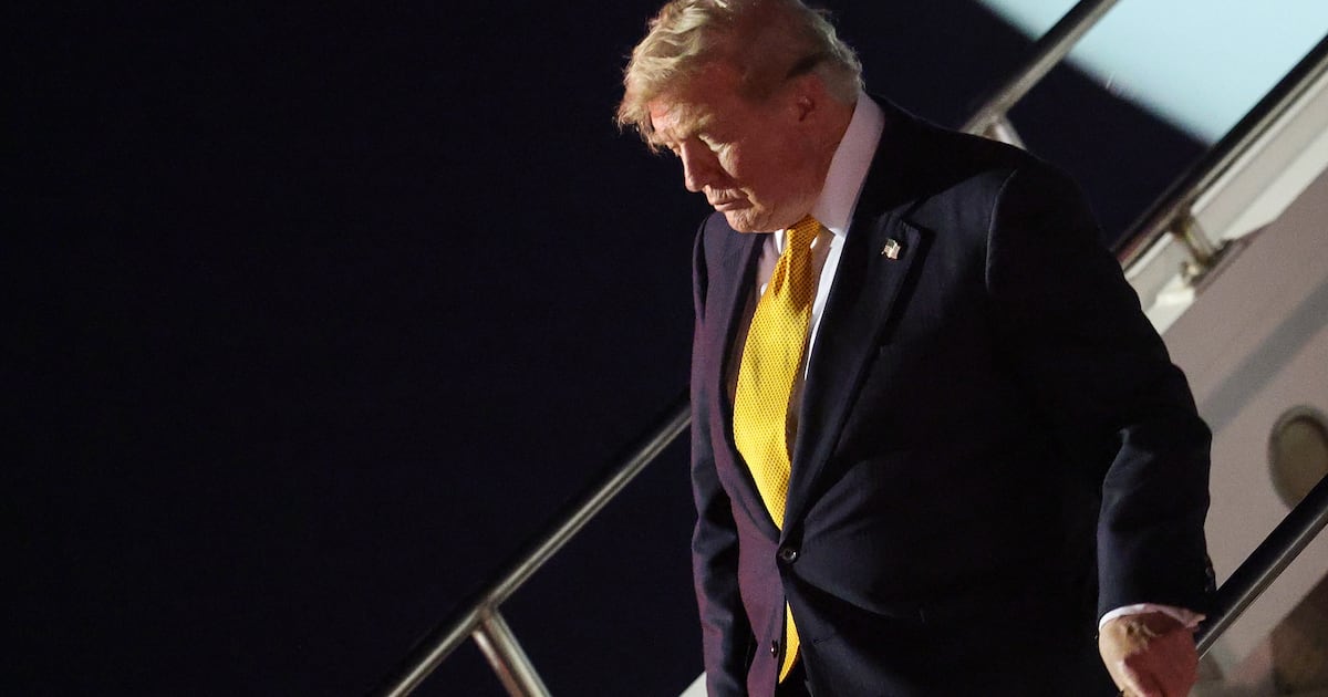 Trump expected to use Qatar-donated Air Force One for visit to Ireland – The Irish Times