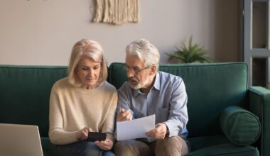 Kiwisaver tips to guide people through to retirement - five key things to consider