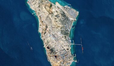 US and Iranian forces launch strikes on vessels in Tehran’s waters – The Irish Times
