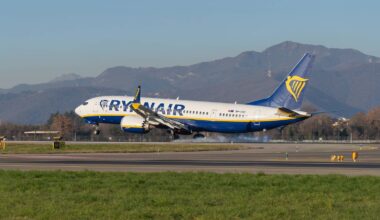 Watch: Ryanair Boeing 737 MAX Scrapes Wingtip, Aborts Dublin Landing In Crosswinds