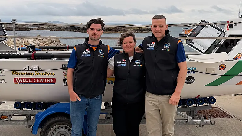 Arranmore trio complete historic Ireland row before 3,000-mile Atlantic test